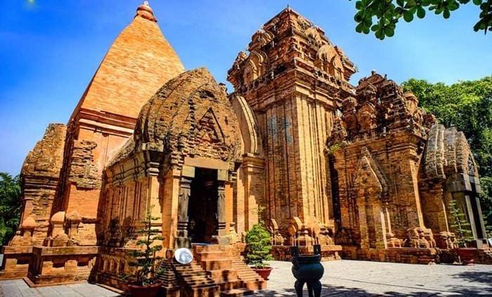 UPDATE Bảng Giá Vé Tham Quan Tại Khánh Hòa mới nhất. mới nhất.