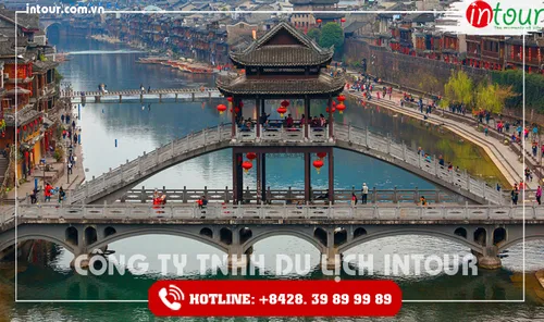 Tour Du Lịch Trung Quốc Trương Gia Giới – Phương Hoàng Cổ Trấn – Trùng Khánh 5 Ngày 4 Đêm 2026