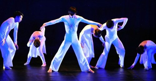 Múa đương đại – hiện đại: Phong cách sáng tạo và cảm xúc