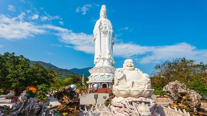 Review Chùa Linh Ứng Bãi Bụt Sơn Trà Đà Nẵng