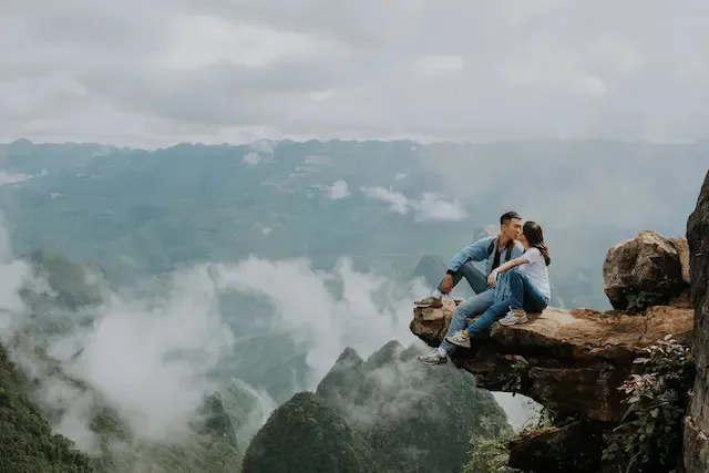 Review Vách Đá Thần Hà Giang